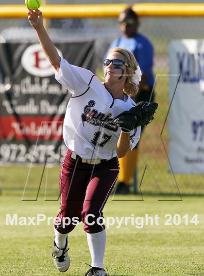 Thumbnail 1 in Jacksonville vs Ennis (UIL 4A Bi-District Playoff) photogallery.