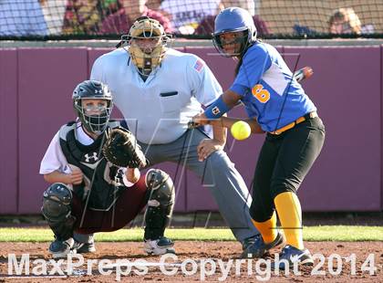Thumbnail 2 in Jacksonville vs Ennis (UIL 4A Bi-District Playoff) photogallery.