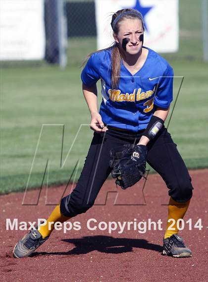 Thumbnail 3 in Jacksonville vs Ennis (UIL 4A Bi-District Playoff) photogallery.