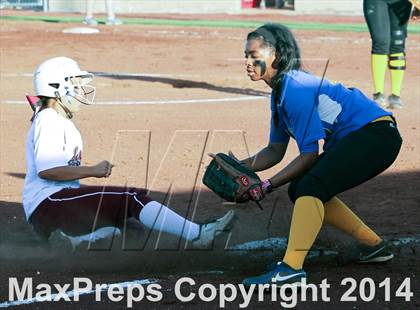 Thumbnail 3 in Jacksonville vs Ennis (UIL 4A Bi-District Playoff) photogallery.