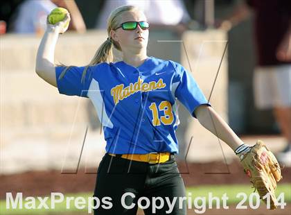 Thumbnail 3 in Jacksonville vs Ennis (UIL 4A Bi-District Playoff) photogallery.