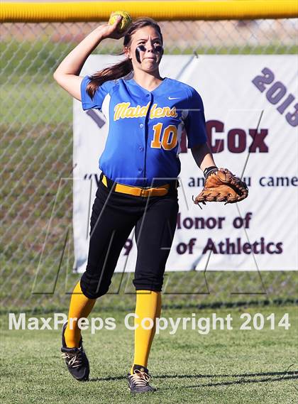 Thumbnail 3 in Jacksonville vs Ennis (UIL 4A Bi-District Playoff) photogallery.