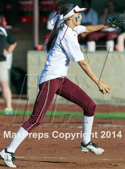 Thumbnail 2 in Jacksonville vs Ennis (UIL 4A Bi-District Playoff) photogallery.