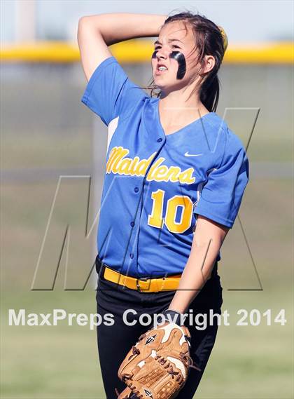 Thumbnail 2 in Jacksonville vs Ennis (UIL 4A Bi-District Playoff) photogallery.