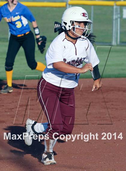 Thumbnail 2 in Jacksonville vs Ennis (UIL 4A Bi-District Playoff) photogallery.