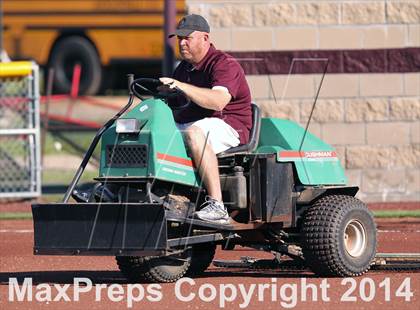 Thumbnail 2 in Jacksonville vs Ennis (UIL 4A Bi-District Playoff) photogallery.