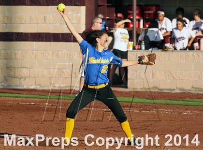 Thumbnail 2 in Jacksonville vs Ennis (UIL 4A Bi-District Playoff) photogallery.