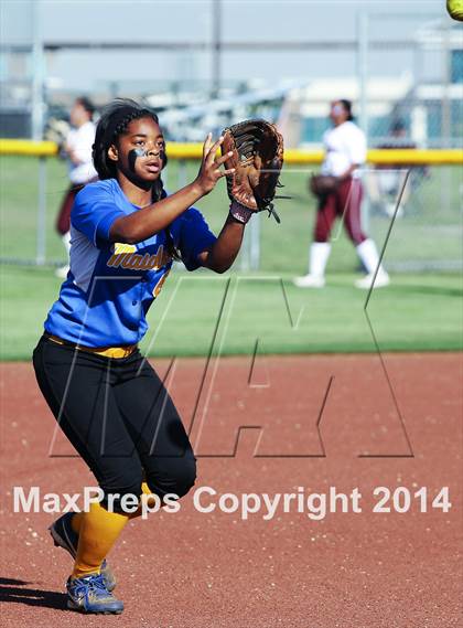 Thumbnail 1 in Jacksonville vs Ennis (UIL 4A Bi-District Playoff) photogallery.