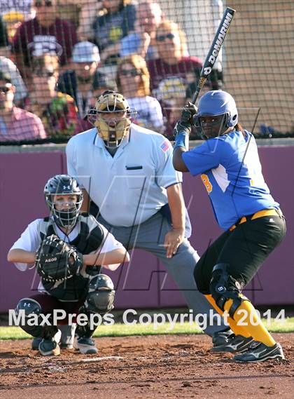 Thumbnail 3 in Jacksonville vs Ennis (UIL 4A Bi-District Playoff) photogallery.
