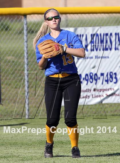 Thumbnail 3 in Jacksonville vs Ennis (UIL 4A Bi-District Playoff) photogallery.