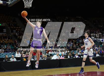 Thumbnail 3 in Holy Family vs. Resurrection Christian (CHSAA 4A Championship) photogallery.