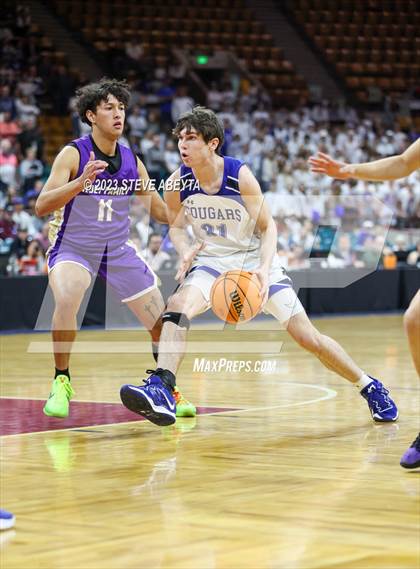 Thumbnail 2 in Holy Family vs. Resurrection Christian (CHSAA 4A Championship) photogallery.