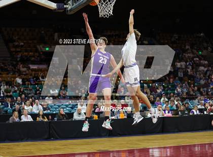 Thumbnail 3 in Holy Family vs. Resurrection Christian (CHSAA 4A Championship) photogallery.