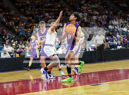 Thumbnail 3 in Holy Family vs. Resurrection Christian (CHSAA 4A Championship) photogallery.