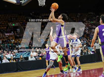 Thumbnail 3 in Holy Family vs. Resurrection Christian (CHSAA 4A Championship) photogallery.