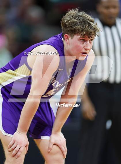 Thumbnail 1 in Holy Family vs. Resurrection Christian (CHSAA 4A Championship) photogallery.