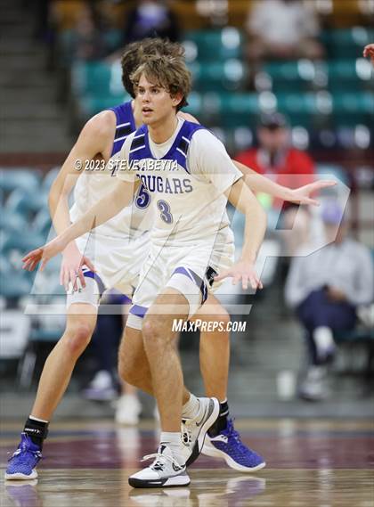 Thumbnail 1 in Holy Family vs. Resurrection Christian (CHSAA 4A Championship) photogallery.
