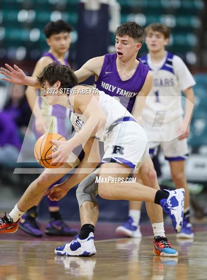 Thumbnail 1 in Holy Family vs. Resurrection Christian (CHSAA 4A Championship) photogallery.
