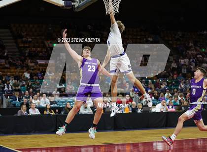 Thumbnail 2 in Holy Family vs. Resurrection Christian (CHSAA 4A Championship) photogallery.