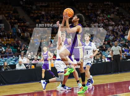 Thumbnail 1 in Holy Family vs. Resurrection Christian (CHSAA 4A Championship) photogallery.