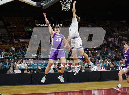 Thumbnail 1 in Holy Family vs. Resurrection Christian (CHSAA 4A Championship) photogallery.