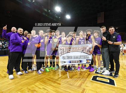 Thumbnail 3 in Holy Family vs. Resurrection Christian (CHSAA 4A Championship) photogallery.