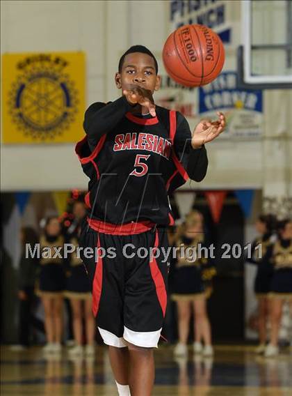 Thumbnail 1 in Salesian vs. Gridley (Gridley Invitational) photogallery.