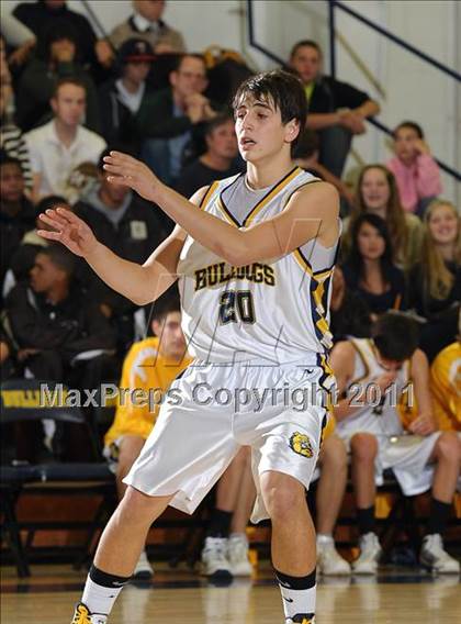 Thumbnail 2 in Salesian vs. Gridley (Gridley Invitational) photogallery.