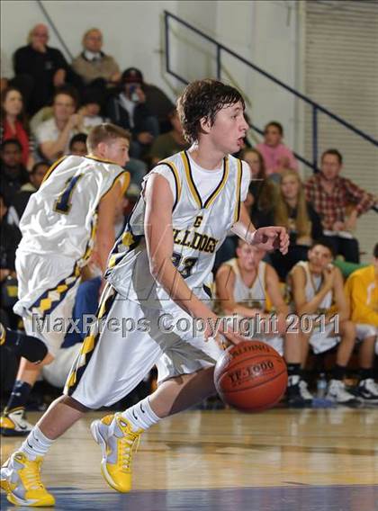 Thumbnail 3 in Salesian vs. Gridley (Gridley Invitational) photogallery.