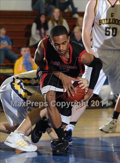 Thumbnail 2 in Salesian vs. Gridley (Gridley Invitational) photogallery.