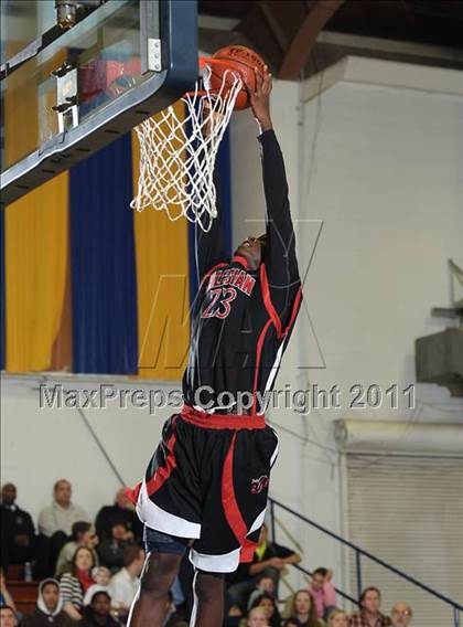 Thumbnail 1 in Salesian vs. Gridley (Gridley Invitational) photogallery.