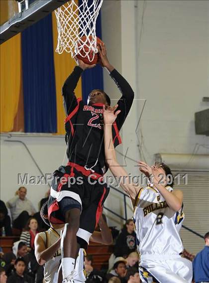 Thumbnail 3 in Salesian vs. Gridley (Gridley Invitational) photogallery.