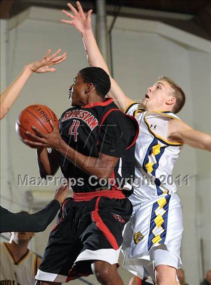 Thumbnail 1 in Salesian vs. Gridley (Gridley Invitational) photogallery.