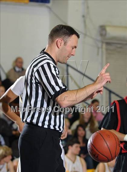 Thumbnail 3 in Salesian vs. Gridley (Gridley Invitational) photogallery.