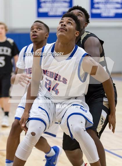 Thumbnail 2 in Greer @ Byrnes photogallery.