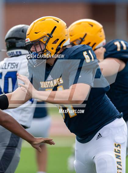 Thumbnail 2 in Cypress Ranch vs New Caney (B teams) photogallery.