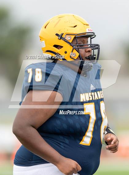 Thumbnail 3 in Cypress Ranch vs New Caney (B teams) photogallery.