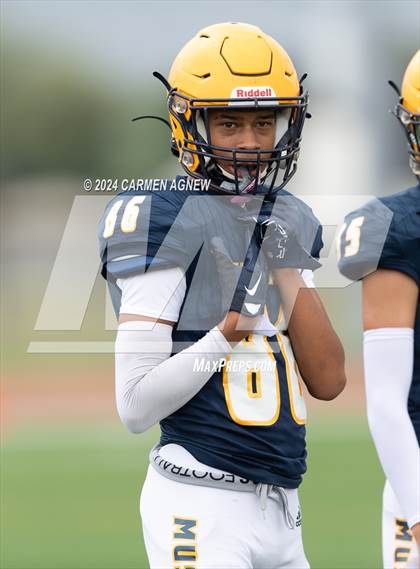 Thumbnail 3 in Cypress Ranch vs New Caney (B teams) photogallery.