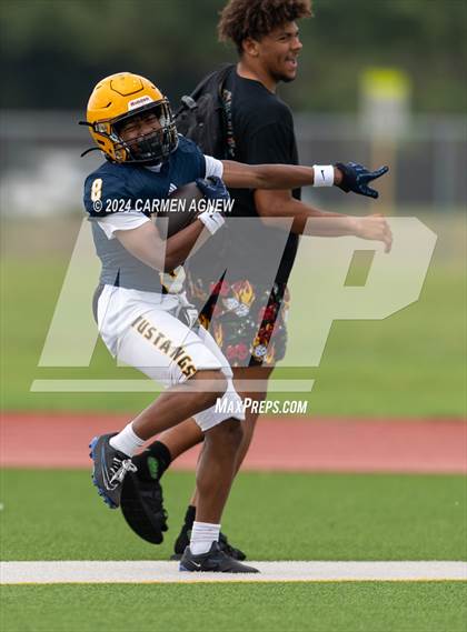 Thumbnail 2 in Cypress Ranch vs New Caney (B teams) photogallery.
