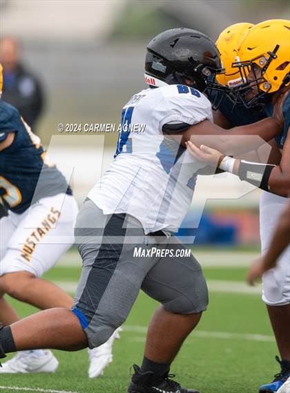 Thumbnail 2 in Cypress Ranch vs New Caney (B teams) photogallery.