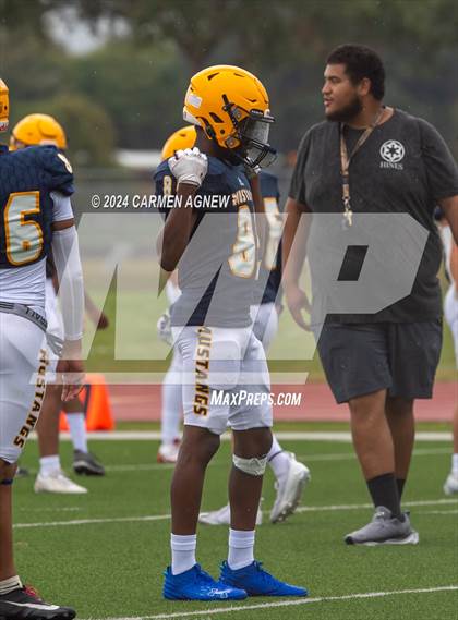 Thumbnail 1 in Cypress Ranch vs New Caney (B teams) photogallery.