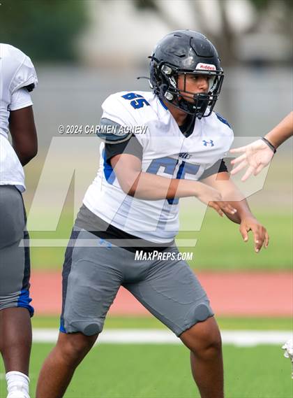 Thumbnail 2 in Cypress Ranch vs New Caney (B teams) photogallery.