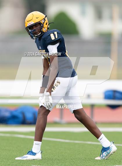 Thumbnail 3 in Cypress Ranch vs New Caney (B teams) photogallery.