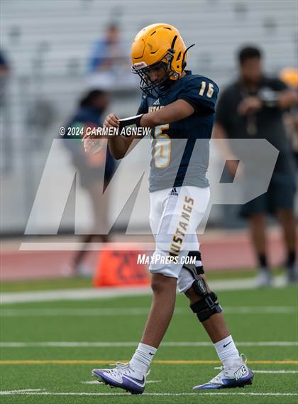 Thumbnail 2 in Cypress Ranch vs New Caney (B teams) photogallery.