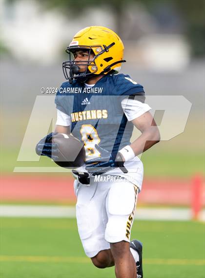 Thumbnail 2 in Cypress Ranch vs New Caney (B teams) photogallery.