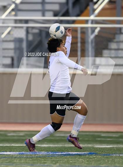 Thumbnail 1 in Rivera vs Lee (UIL 6A Region 4 Semifinal) photogallery.
