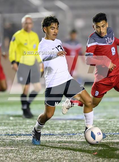 Thumbnail 1 in Rivera vs Lee (UIL 6A Region 4 Semifinal) photogallery.