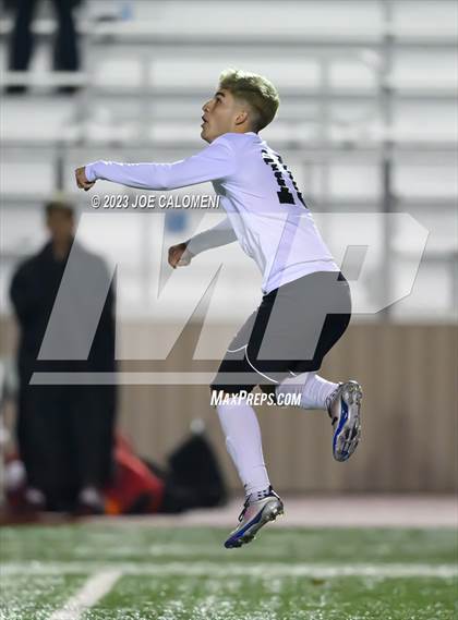 Thumbnail 2 in Rivera vs Lee (UIL 6A Region 4 Semifinal) photogallery.