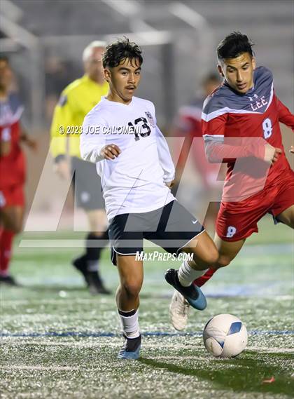 Thumbnail 3 in Rivera vs Lee (UIL 6A Region 4 Semifinal) photogallery.