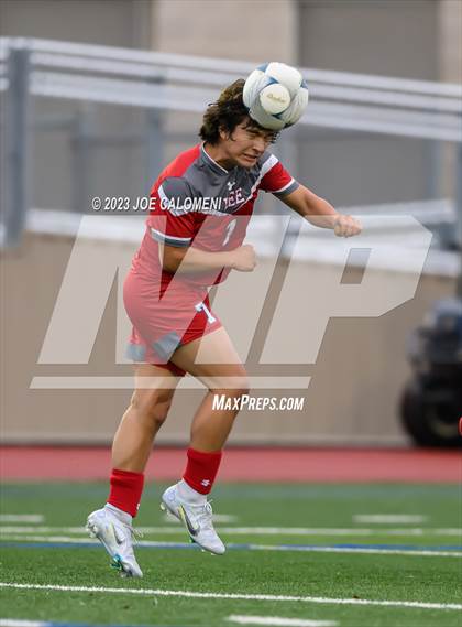 Thumbnail 3 in Rivera vs Lee (UIL 6A Region 4 Semifinal) photogallery.